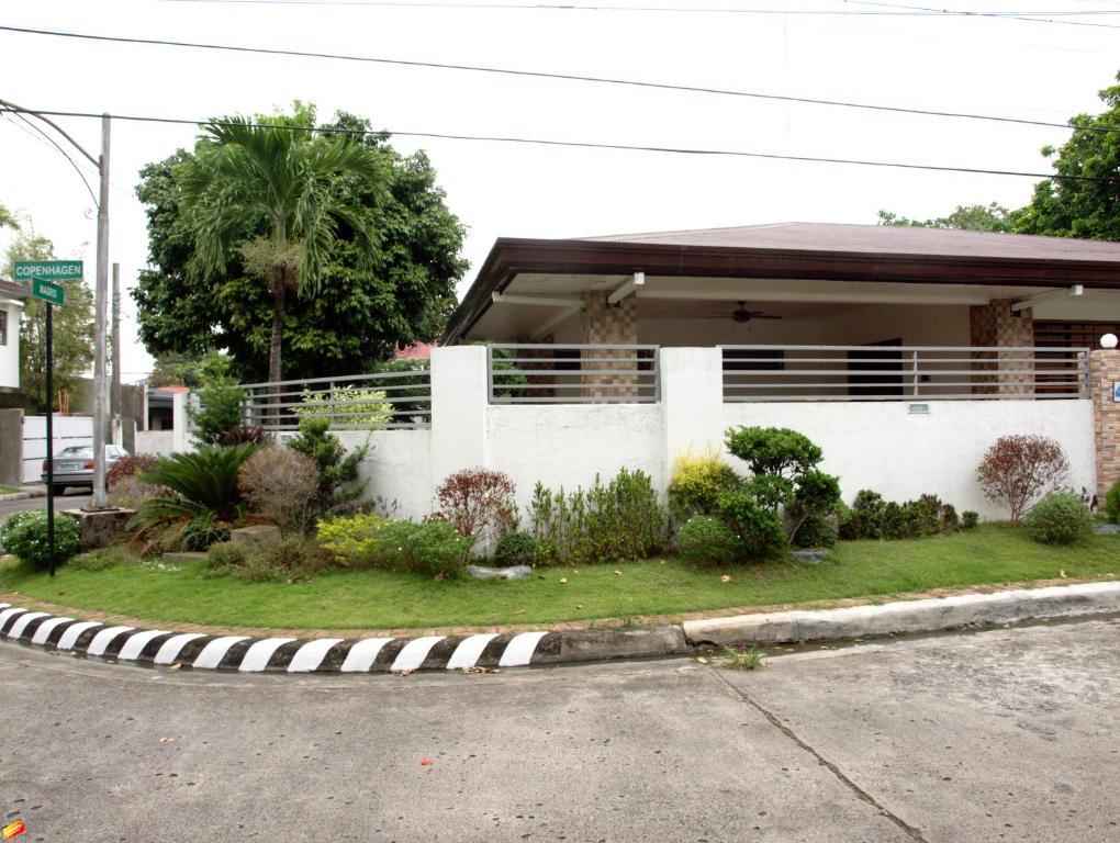 Casa Amiga Dos Villa Manila Dış mekan fotoğraf